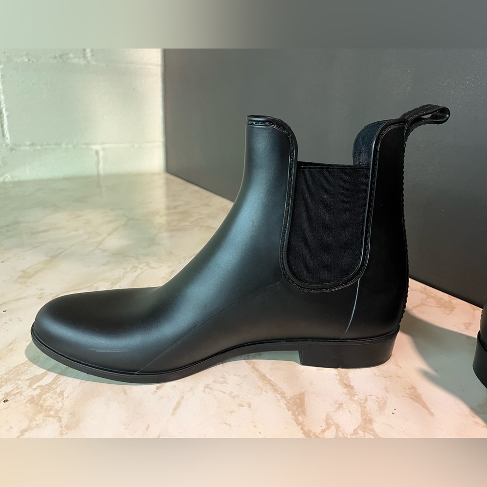 Women’s Mossimo Black Rubber Ankle Boots size 11 - Picture 6 of 9